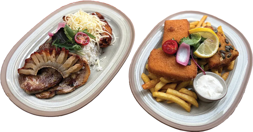 Ilia tál két személyre(Cordon bleu, rántott sajt, fokhagymás cigánypecsenye, tökmagbundában sült szürkeharcsafilé, tartármártás, hasábburgonya, jázmin rizs)